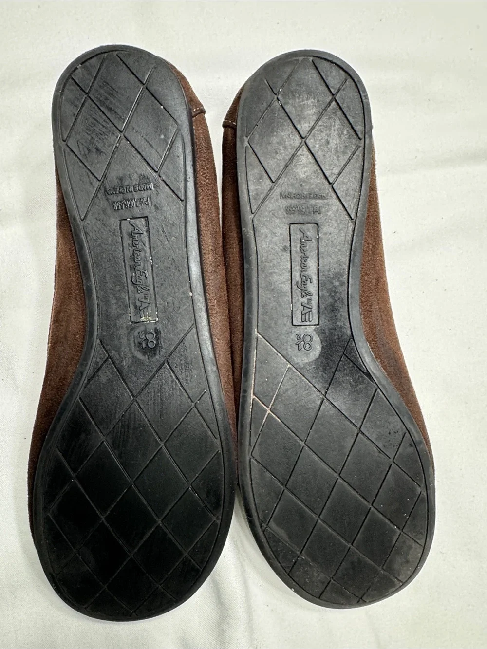 American Eagle dark brown suede moccasin loafer. Size 8.5